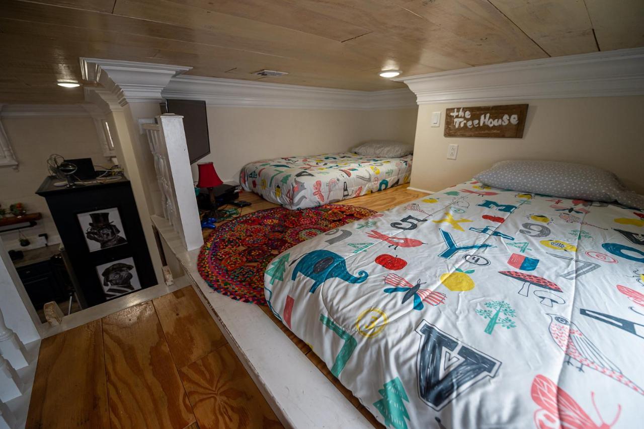 Chateau Royale, Pet Friendly, On Bayou, Downtown! Нью-Иберия Экстерьер фото